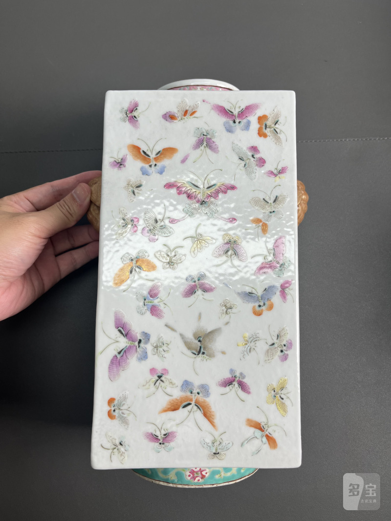 清光绪  粉彩百蝶图象耳琮式瓶 - 图7